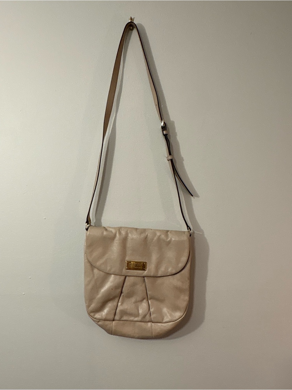 Marc by Marc Jacobs Standard Supply Taupe Leather Crossbody Bag — OS 👜